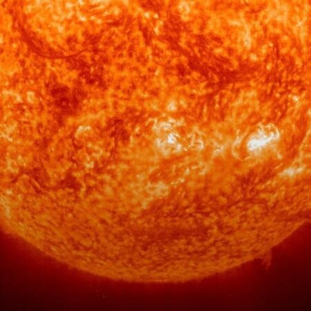 Мощная вспышка на Солнце зафиксирована учеными