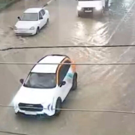 Сочи затоплен после мощных ливней: опубликованы кадры и объявлено штормовое предупреждение