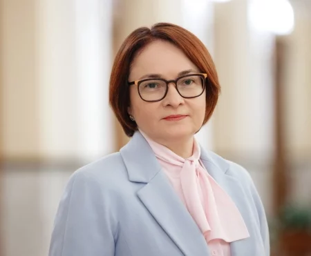 Набиуллина: Доля безналичных платежей в России превысила 87%