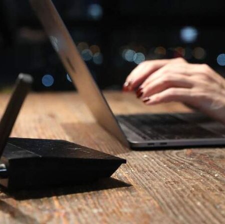 В России предложили ввести штрафы до 500 тысяч рублей для управляющих компаний, препятствующих доступу интернет-провайдеров в дома