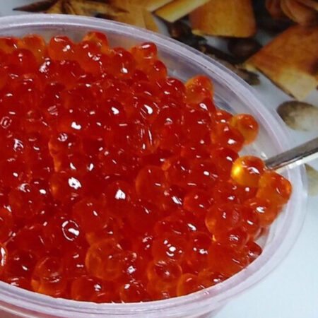 Красная икра: подешевела, но не для всех?