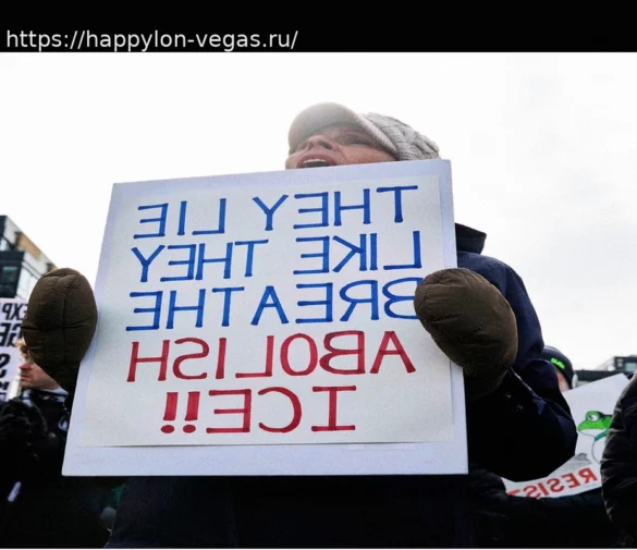 Почему ICE разрешено выдавать себя за правоохранительные органы?