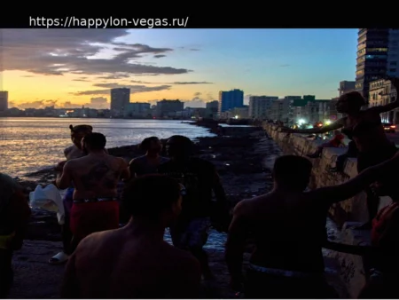 Судно с помощью отправляется на Кубу, пока остров борется с топливной блокадой