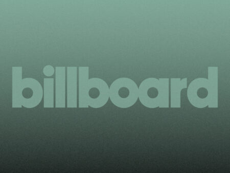 Латиноамериканская Музыка: Переиздание Дженни Риверы, Тур Песо Плумы, Дебюты Морено и Баутисты