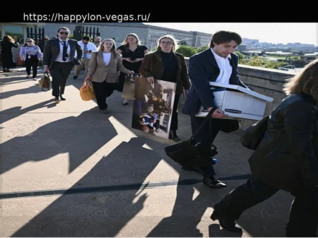 Судья Отменяет Ограничения Прессы Пентагона, Отстаивая Независимую Журналистику