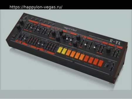 Behringer JT-2: Монофонический синтезатор на базе Roland Jupiter-8 уже в продаже